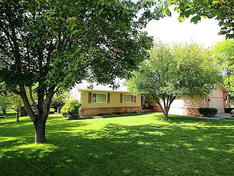1st image of 3012 Lloyd Mangrum Ln