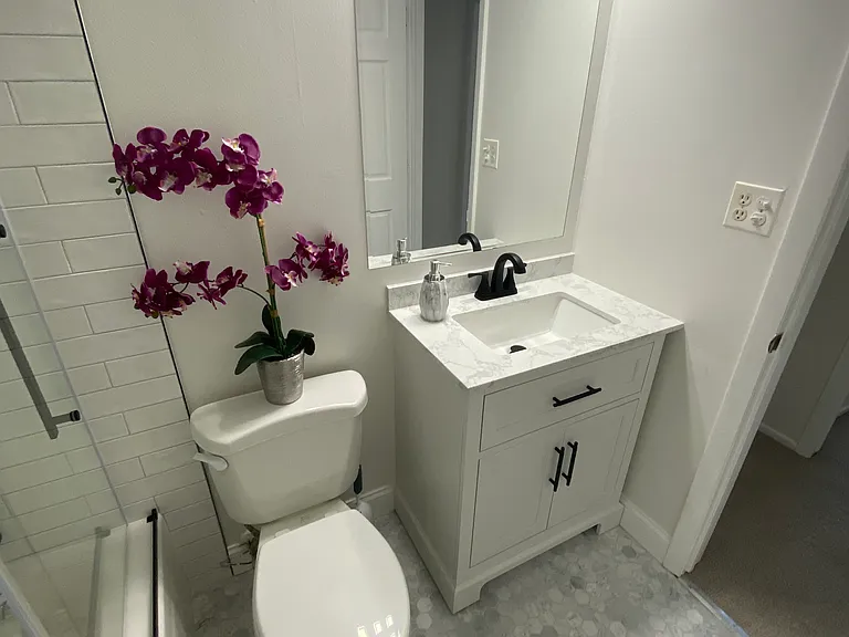 914 Van Buren Ct — Photo 16