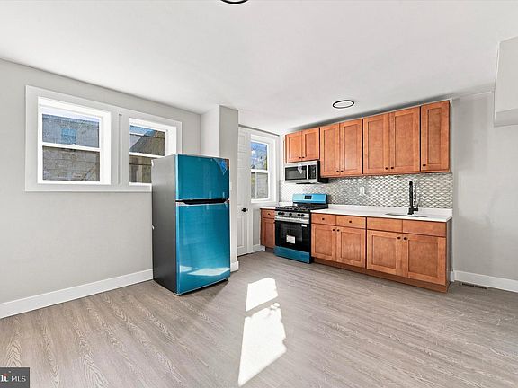 5th image of 5840 Crittenden St