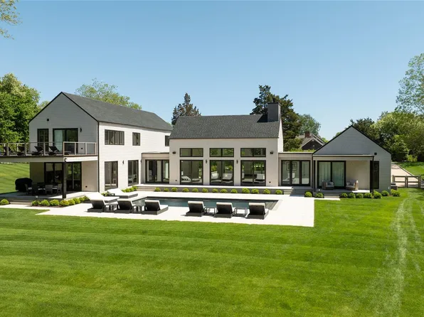 100 S Ferry Road, Shelter Island, NY 11964