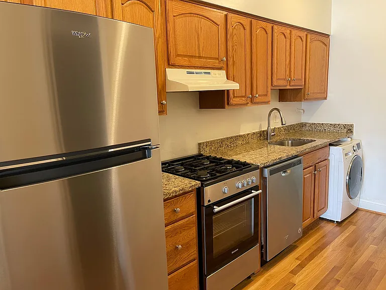 Spring Valley Apartments — Photo 13