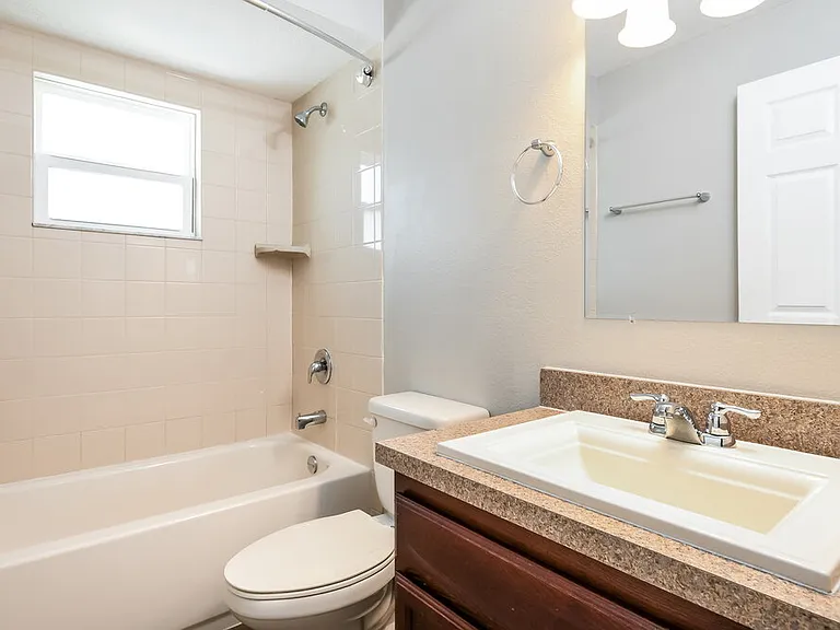 5140 Heatherstone Ct — Photo 15