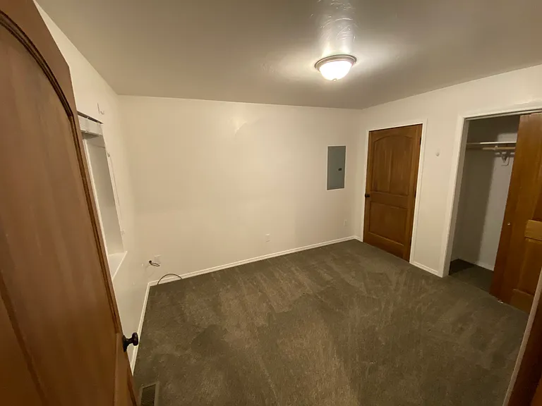 504 Thomsen Ave #504 — Photo 16