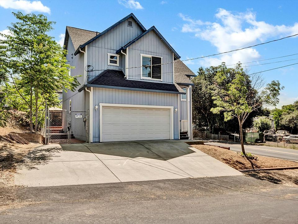1st image of 3196 12th Street