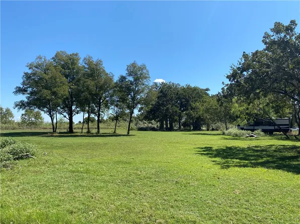 Hcr 1306 Rd, Whitney, TX 76692