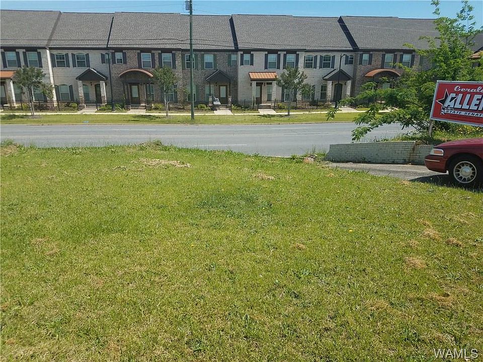 2nd image of 405 Hargrove Rd