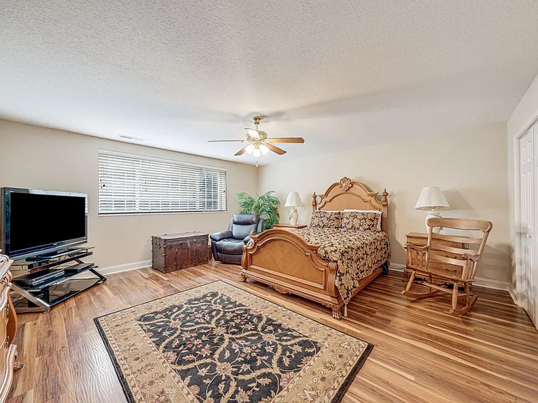 2923 Rutherford Dr — Photo 37