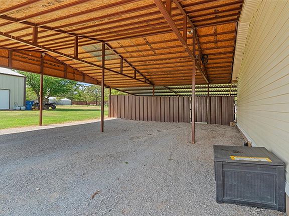 5th image of 1760 County Road 1260