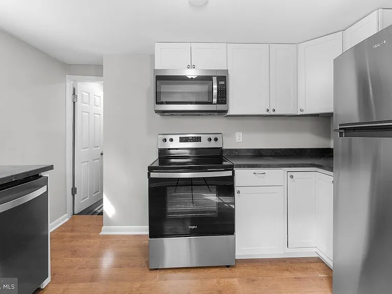 1111 Balboa Ave — Photo 11