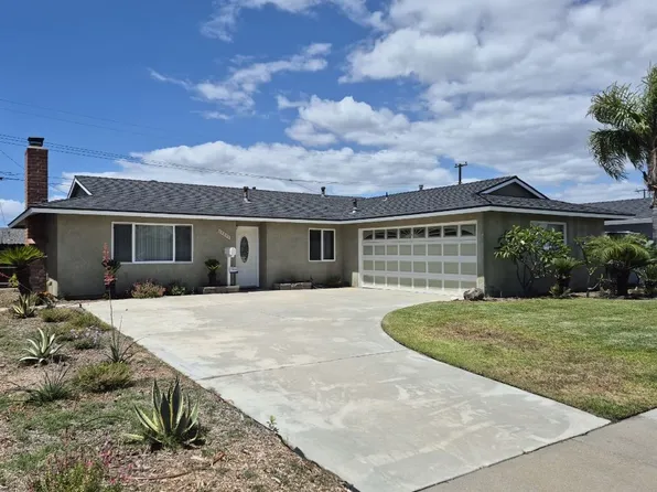 11871 Topaz Cir, Garden Grove, CA 92845