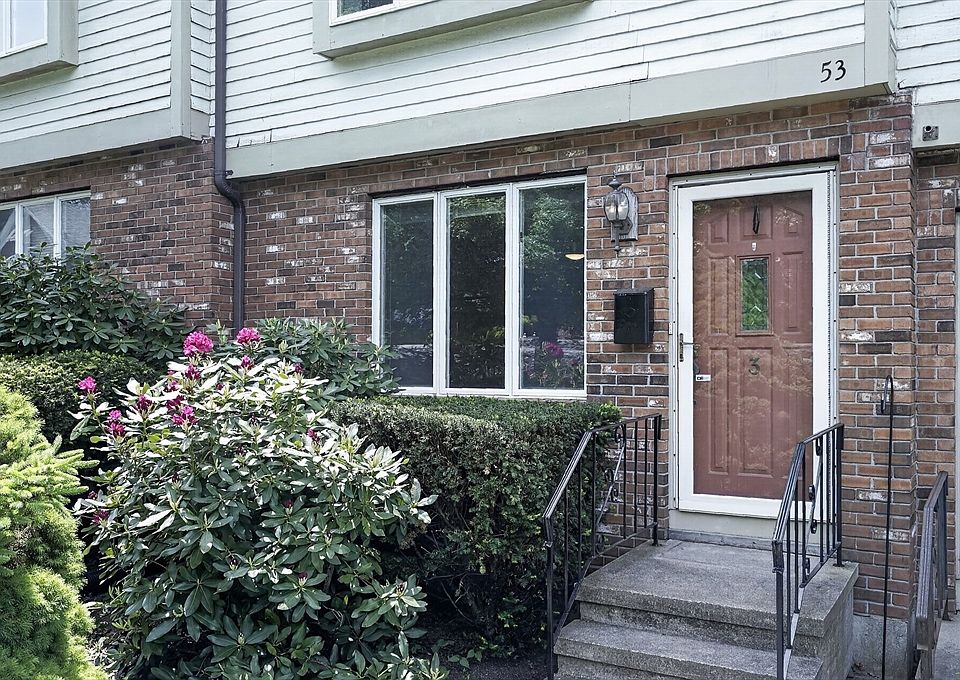 1st image of 53 S Walnut St Unit 3
