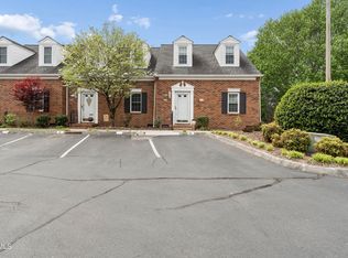 400 Sunset Dr #K-50, Johnson City, TN 37601