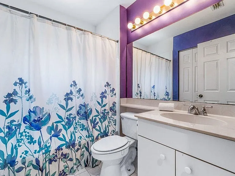 55 N Lakeshore Dr — Photo 20