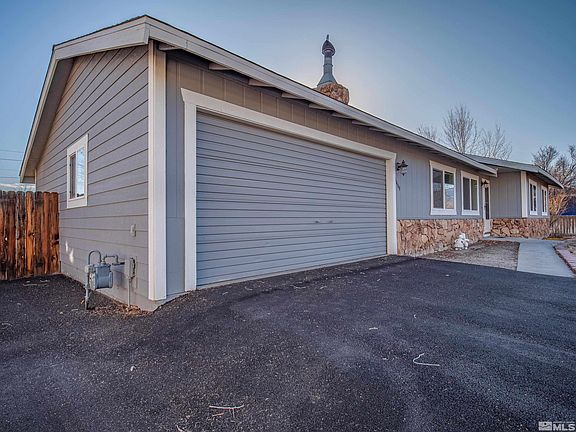 4th image of 1469 Langley Dr