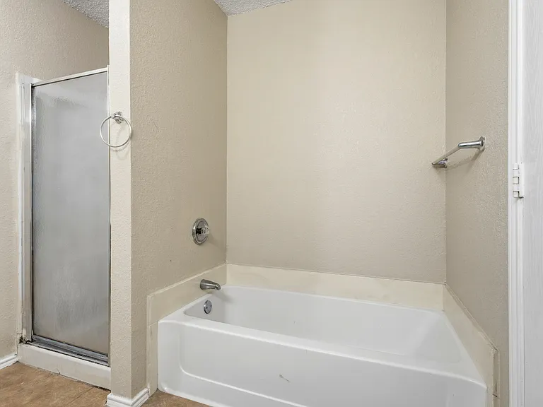 6720 Elk Trl — Photo 12