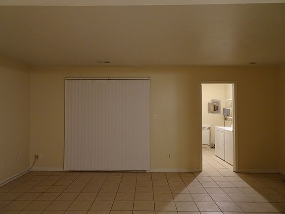 5th image of 375 Circuit Ln Unit C