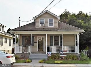 9 Stuart Ave, Hanover, PA 17331