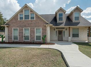 8315 County Road 450, Marquez, TX 77865