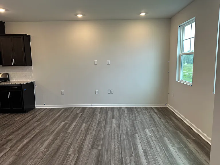 2517 Kasota Ln — Photo 10