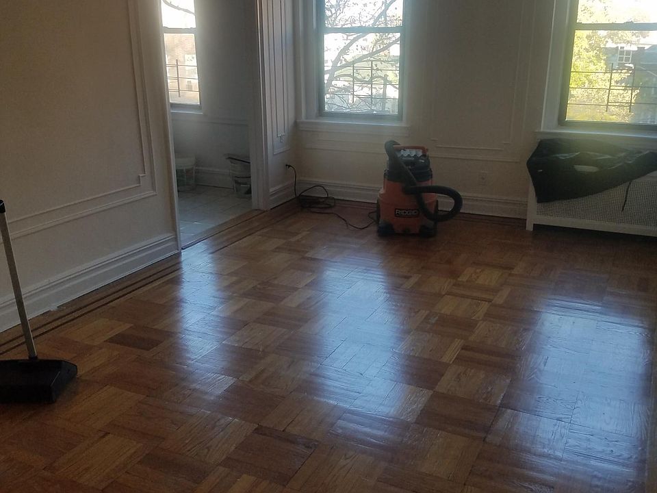 1st image of 124 Parrott Pl Floor 2