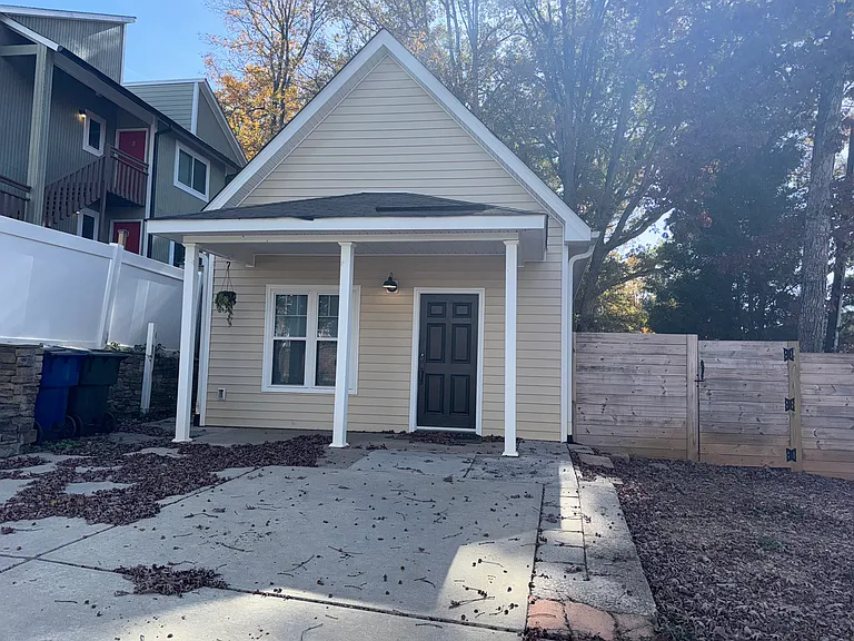 3833 Kelford St — Photo 1