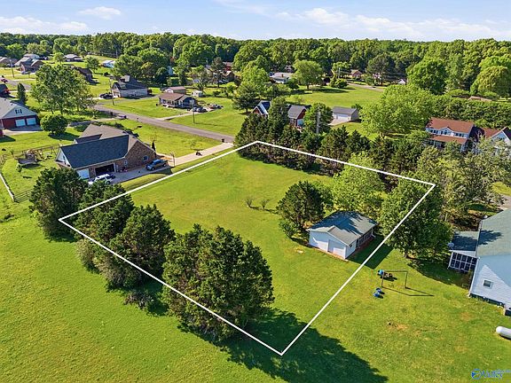 5th image of 795 Delynn Dr
