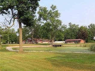 811 Elm Rd, Bremen, IN 46506