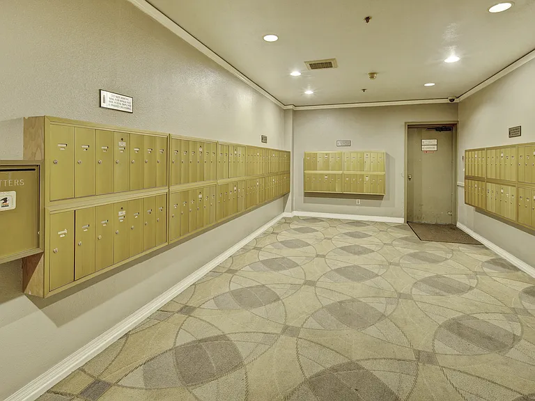Mendenhall Tower — Photo 13