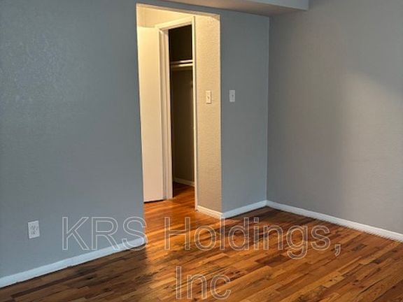 4th image of 4329 Newsome Dr #B