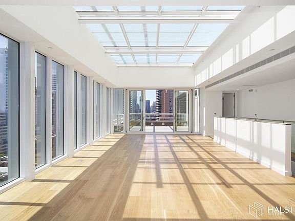 3rd image of 301 E 61st St