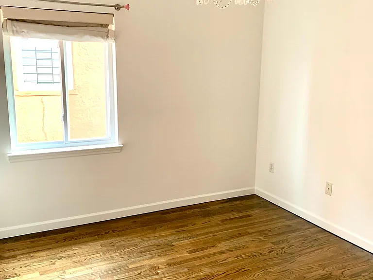 248A Maryland Pl — Photo 18