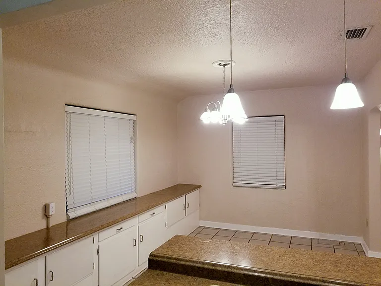 512 E Strawbridge Ave #512 — Photo 24
