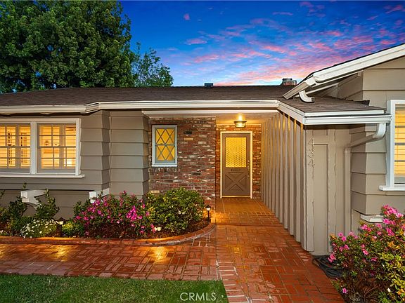 3rd image of 434 Wenham Rd