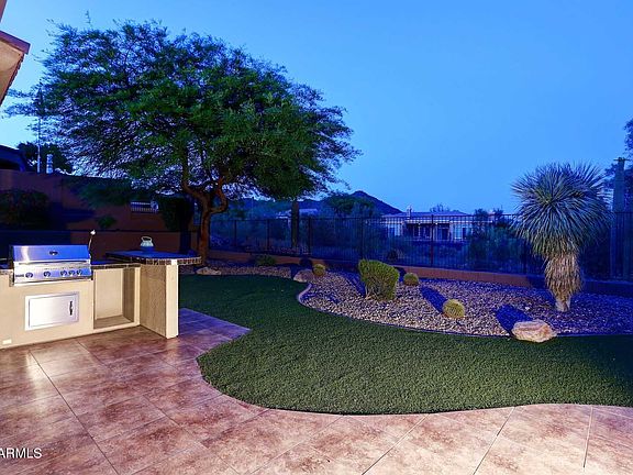 5th image of 41909 N HARBOUR TOWN Court