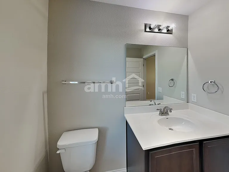 8010 Dampton Ln — Photo 18