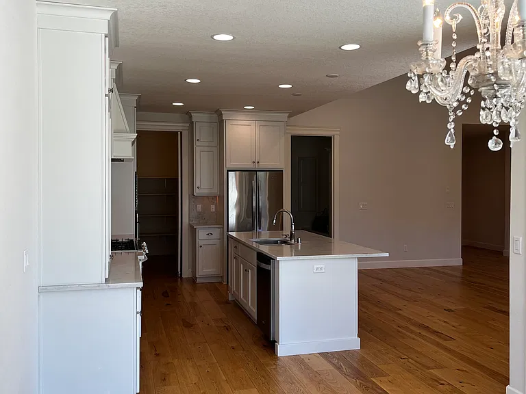 10402 NW 32nd Dr — Photo 11