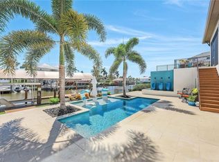 378 Seabee Ave, Naples, FL 34108