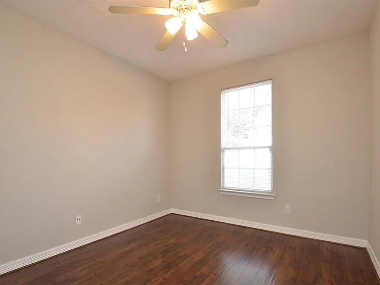 11045 Landswalk Dr #115 — Photo 31
