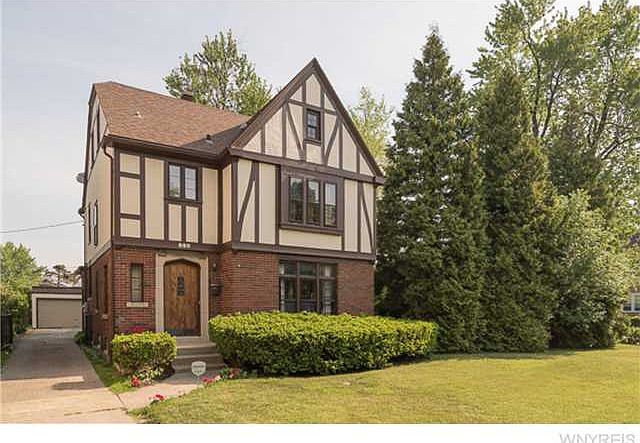1st image of 880 Parkside Ave