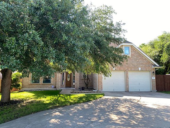2nd image of 403 Bellaire Oaks Dr
