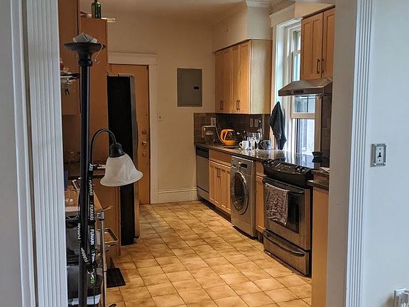 5th image of 70 Marshal St #6G