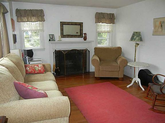 2nd image of 177 Poplar Dr