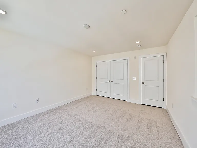 2602 Emerald St #3 — Photo 12