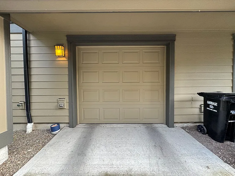 2632 SW Myrtle St — Photo 32