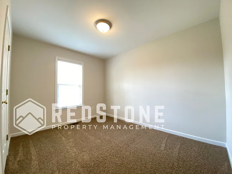 3903 Johns Creek Dr — Photo 17