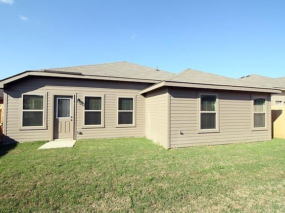 2nd image of 1409 Reiger Dr