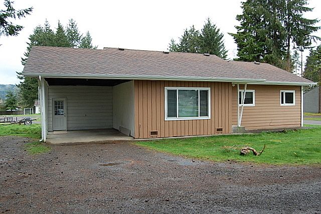 1st image of 261 N Blackberry Ave