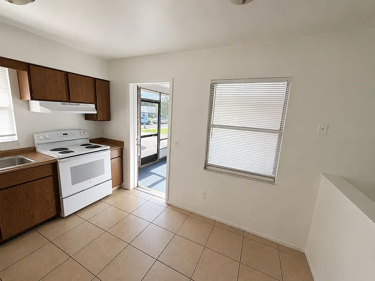 2300 W Cannon Ter NW #B — Photo 19