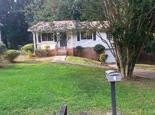 2875 Hedgewood Dr NW, Atlanta, GA 30311