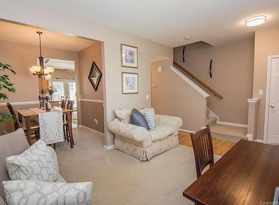 3rd image of 10390 Alexander Martin Ave #298